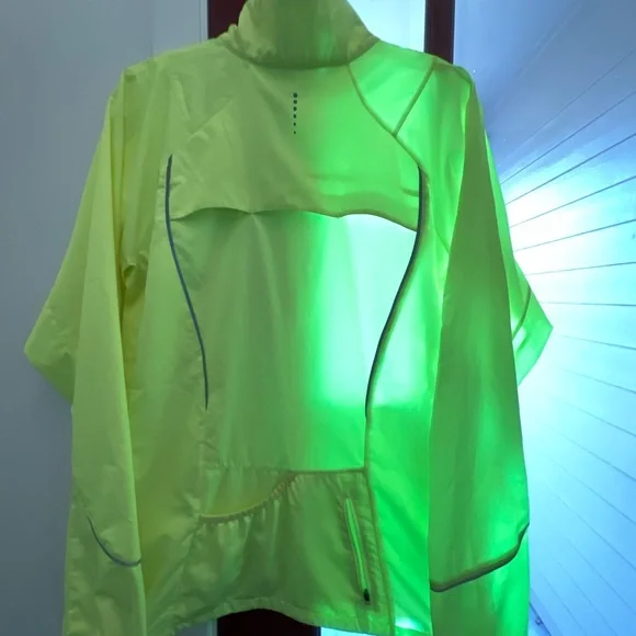 The North Face Women's Neon Yellow Running Jacket - Picture 3 of 7